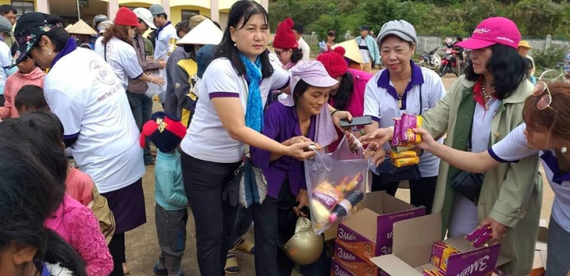 HOA SEN VIỆT THĂM VÀ TẶNG QUÀ CHO BÀ CON NGHÈO – LÂM ĐỒNG ,Ngày 15 thàng 12, 2018