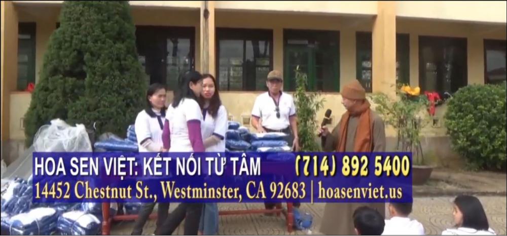 [2021.01.16] Hoa Sen Việt tặng áo ấm cho em bé tại Quảng Trị