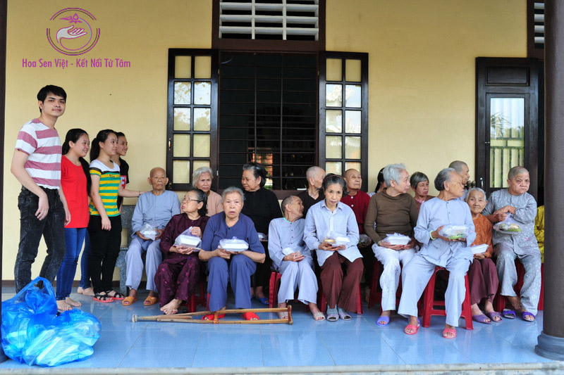 Bữa cơm chay từ thiện (Ngày 10 tháng 01 năm 2015)