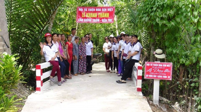 HOA SEN VIỆT- KHÁNH THÀNH CẦU THỨ 1, TẠI GIỒNG TRÔM, BẾN TRE, NGÀY 26/10/2018.