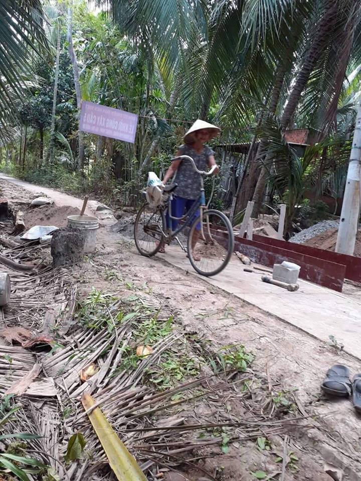 HOA SEN VIỆT KHỞI CÔNG XÂY CẦU TỪ THIỆN THỨ 5 VÀ XÂY SÂN CHÙA TẠI BẾN TRE, ngày 10/4/2019