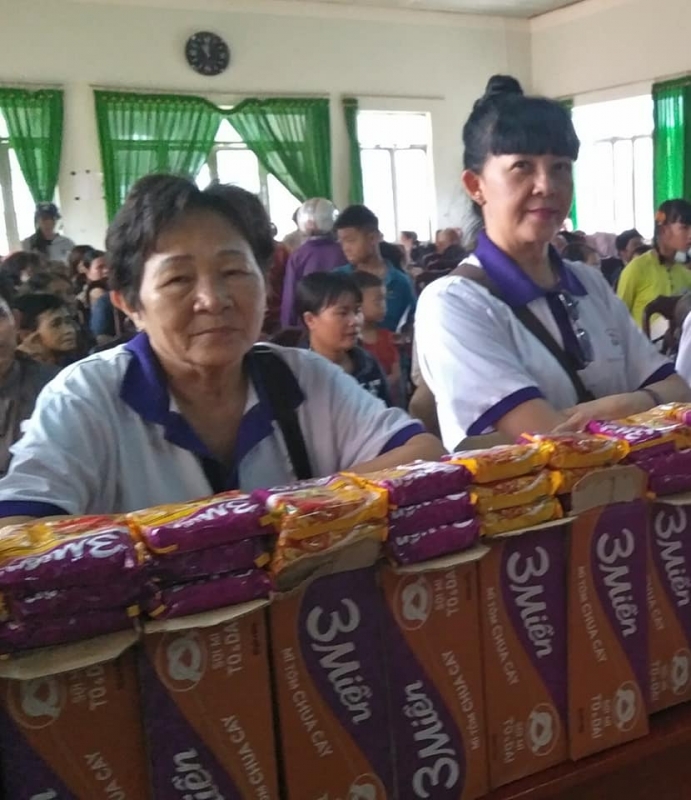 HỘI TỪ THIỆN HOA SEN VIỆT PHÁT QUÀ TỪ THIỆN CHO NGƯỜI MÙ TẠI ĐẮK LẮK 23 THANG 6,2019