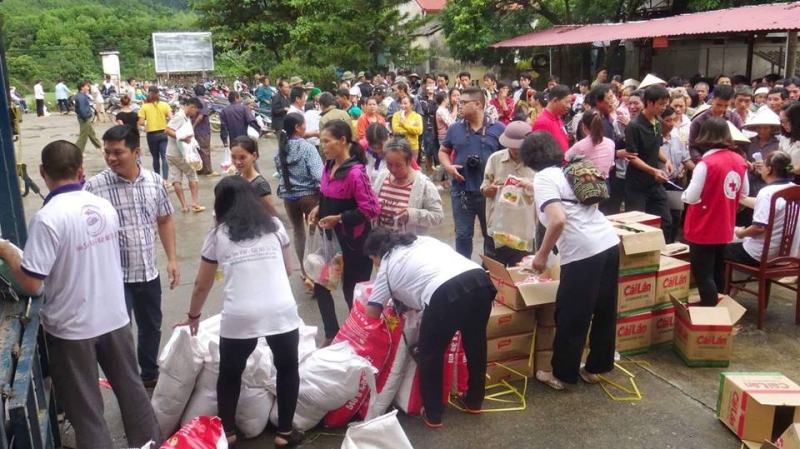[2018.10.29] TẶNG 200 PHẦN QUÀ CHO BÀ CON NGHÈO KHỔ TỈNH TRÀ VINH