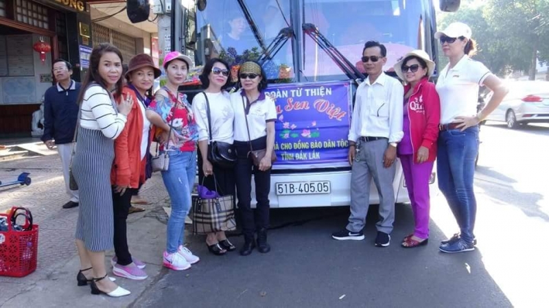[2018.09.29] TỪ THIỆN 200 PHẦN QUÀ CHO BÀ CON DÂN TỘC Ê ĐÊ TX BUÔN HỒ, ĐĂK LĂK, NGÀY