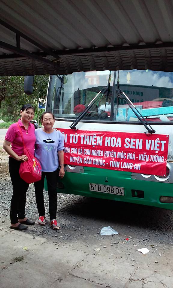 [2017.01] Từ thiện thăm và tặng quà cho bà con nghèo và học sinh hiếu học tại Thạnh Hóa & Cần Giuộc – Long An